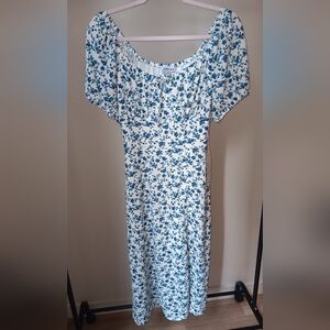 New! Mimi Chica Blue Floral Midi Dress